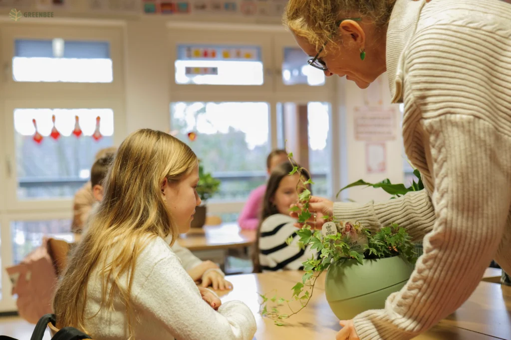 Air So Pure samenwerking GreenBee Foundation Plant in de Klas