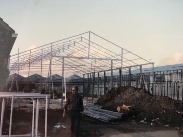 Teun Valstar Shadowplant bouw van de kas in 1986